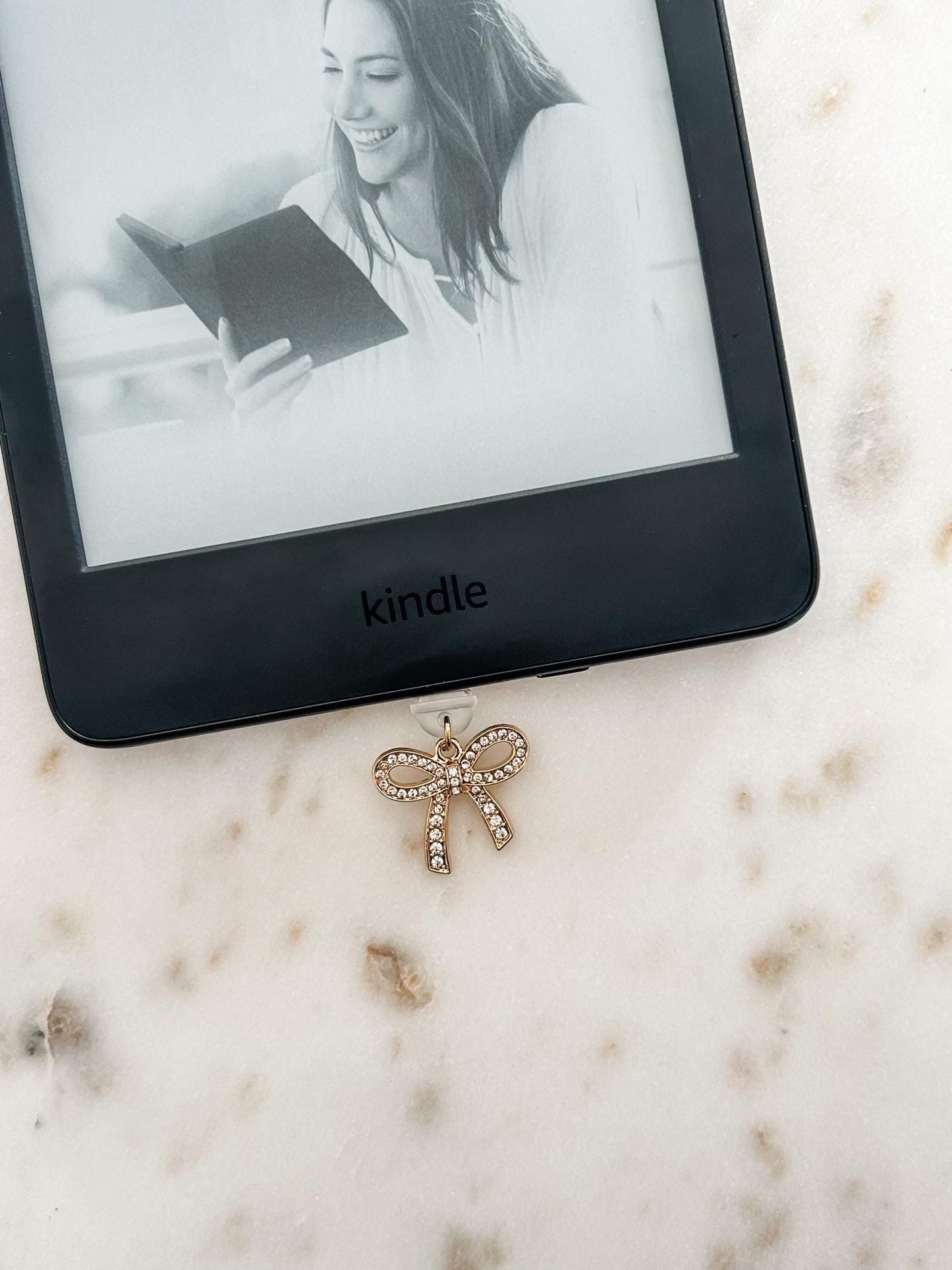 Bow Charm Kindle Dust Plug (USB-C Dust Plug)
