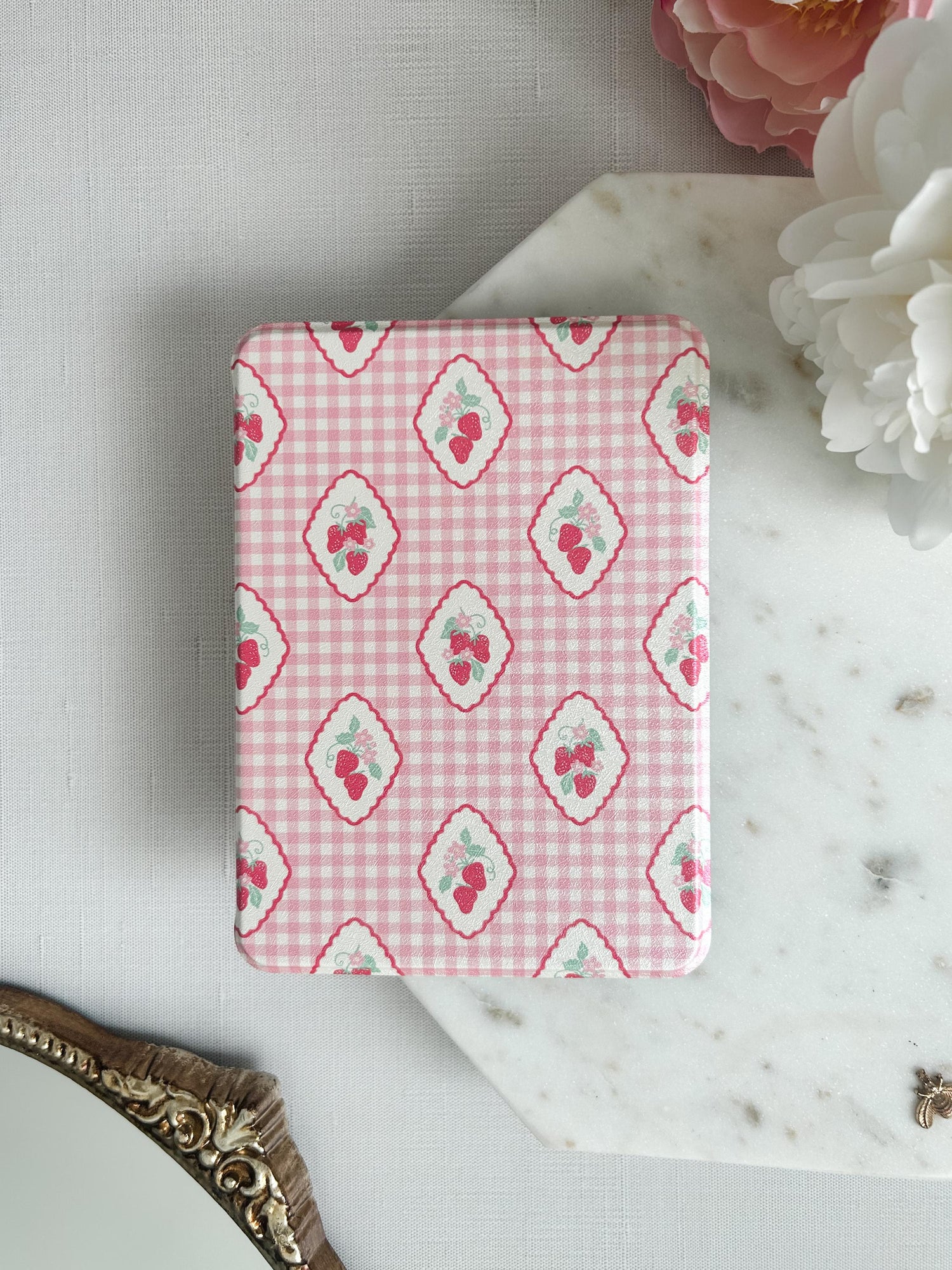 Strawberry Patch Kindle Case With Hand Strap