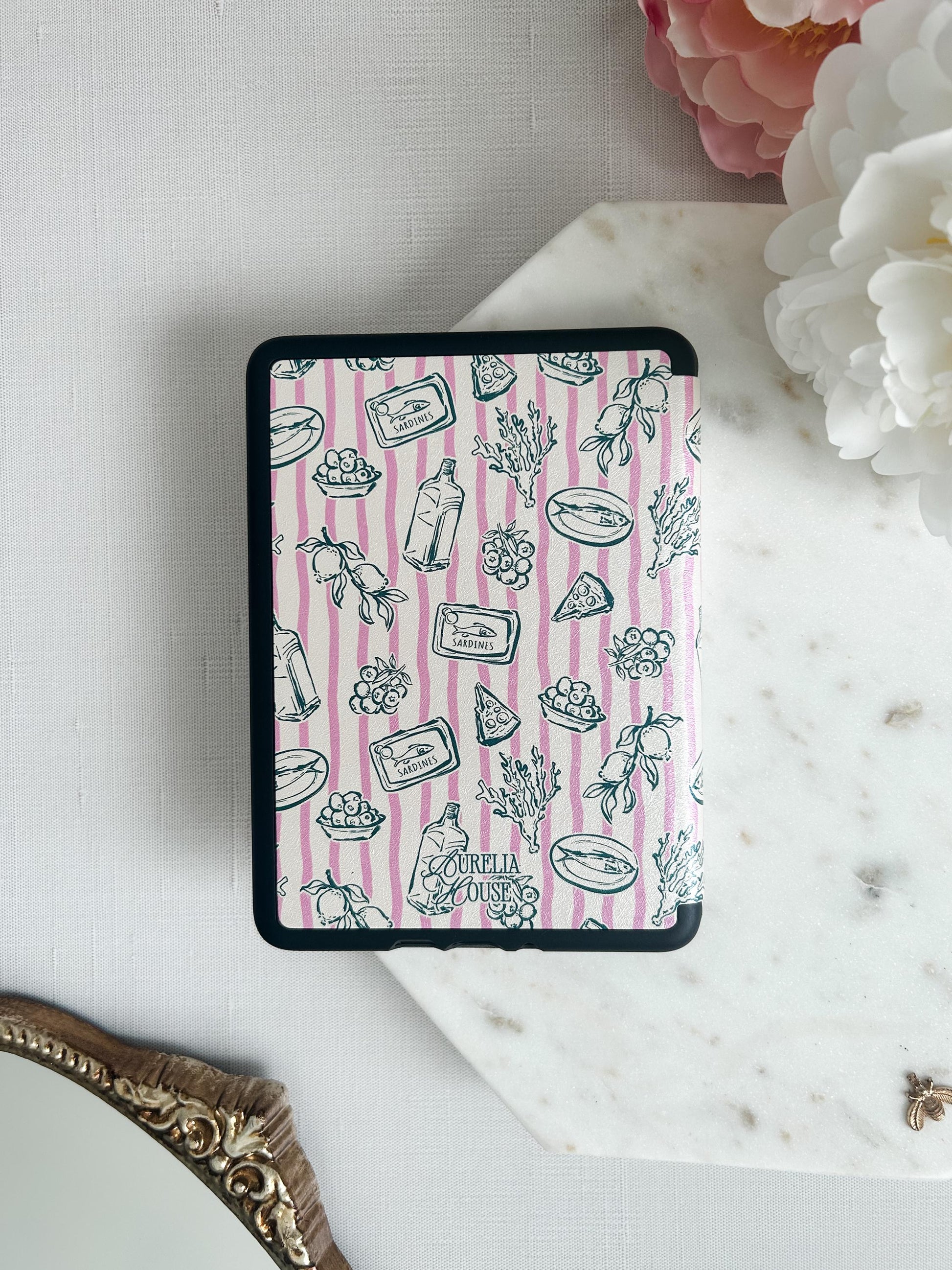 Italian Summer Kindle Case With Hand Strap